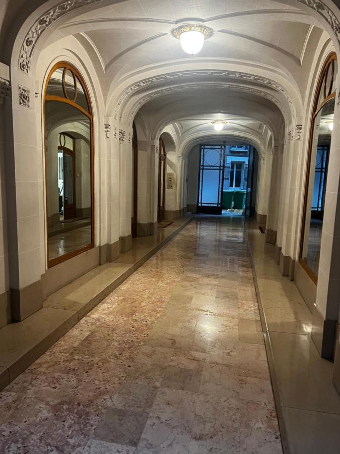 Sous Les Toits De Paris Trocadero Apartamento Exterior foto